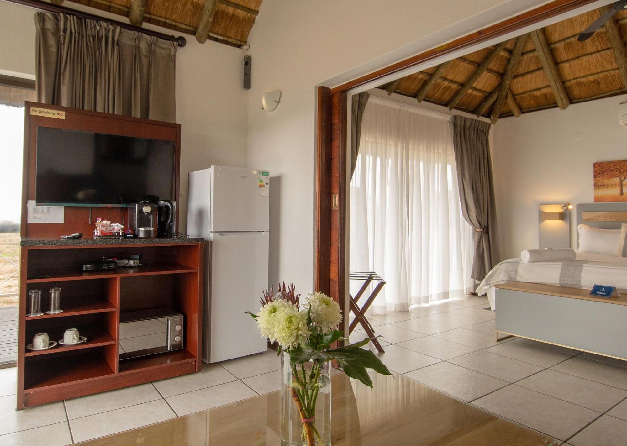 Mount Savannah Lodge By Dream Resorts Krugersdorp Exterior photo